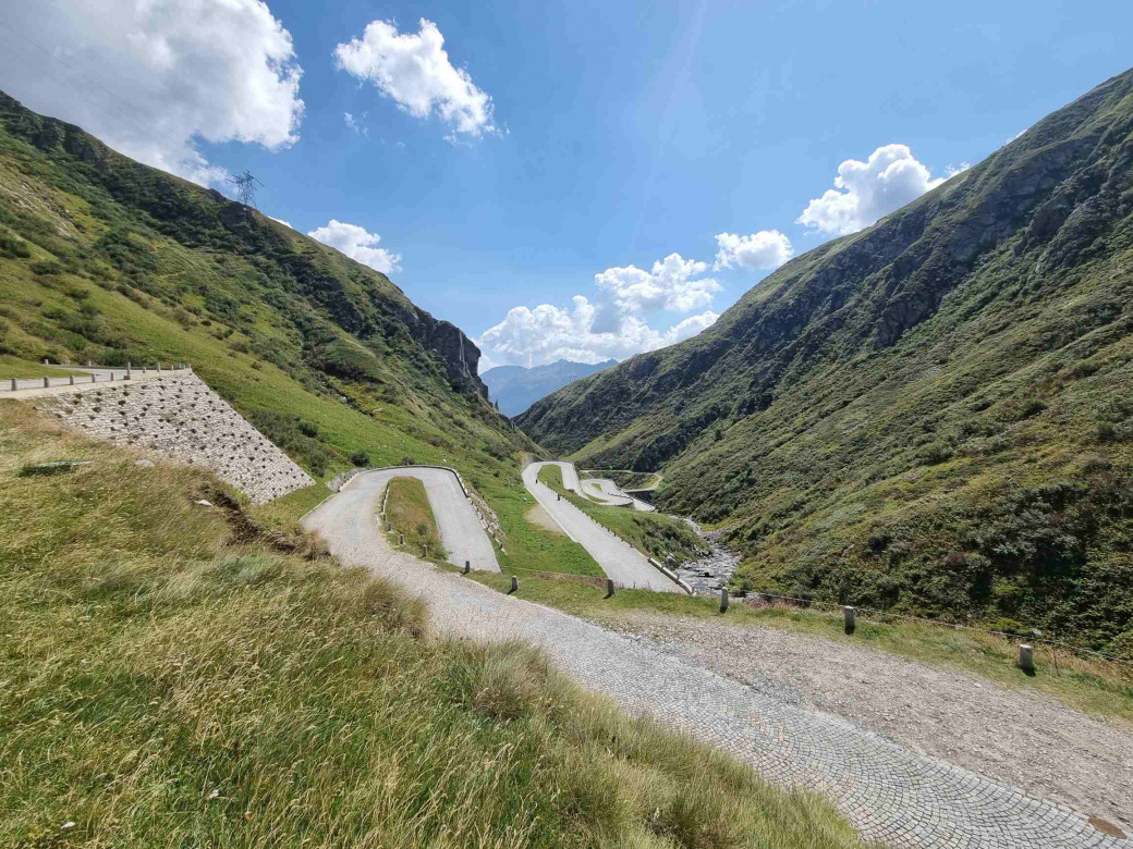 Tremola Passstraße (CH)